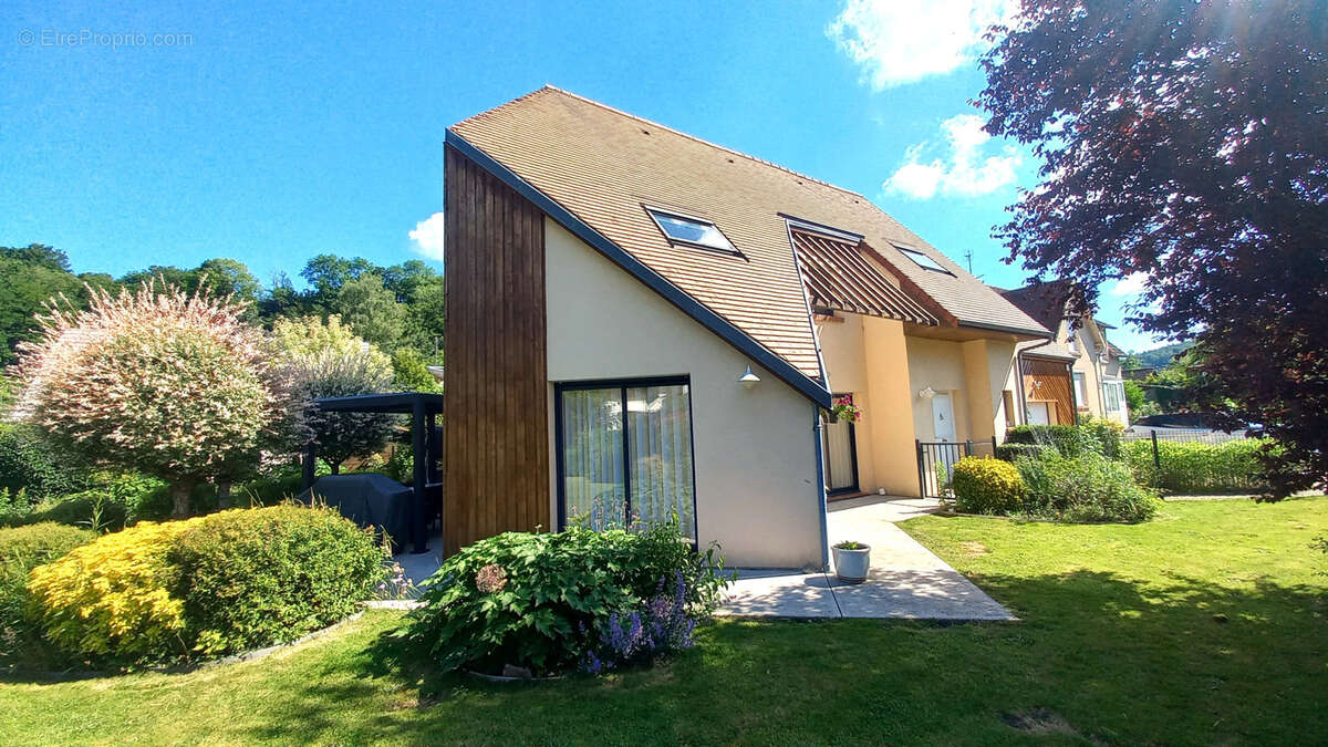 Maison à NOTRE-DAME-DE-BONDEVILLE