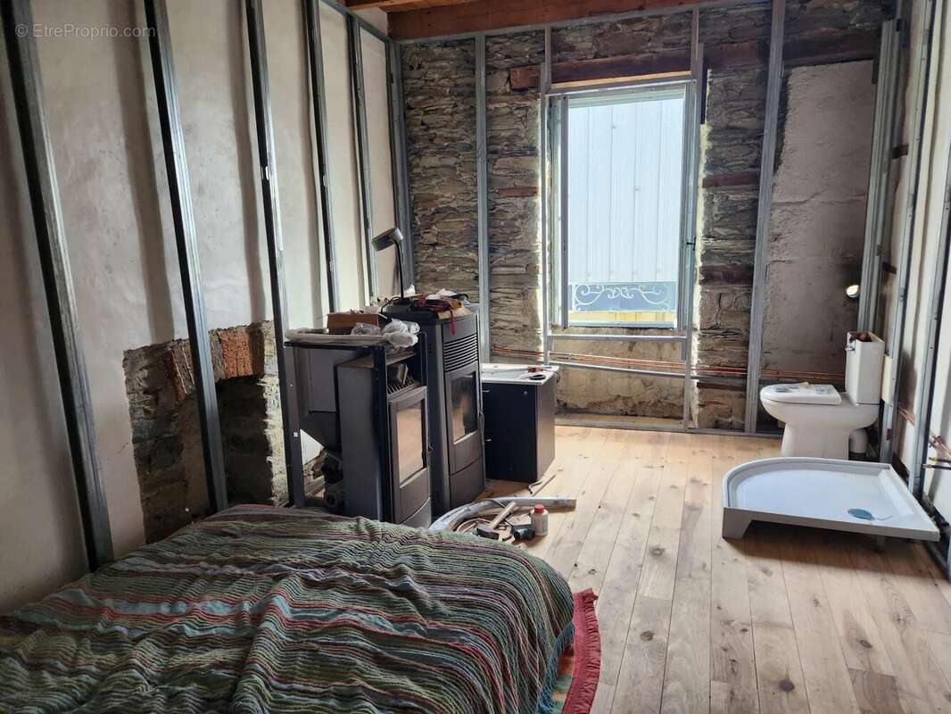 Maison à CARHAIX-PLOUGUER