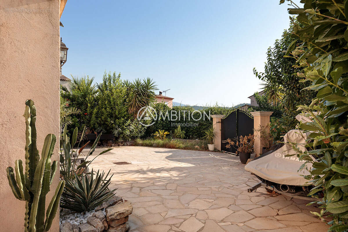 Appartement à GRASSE