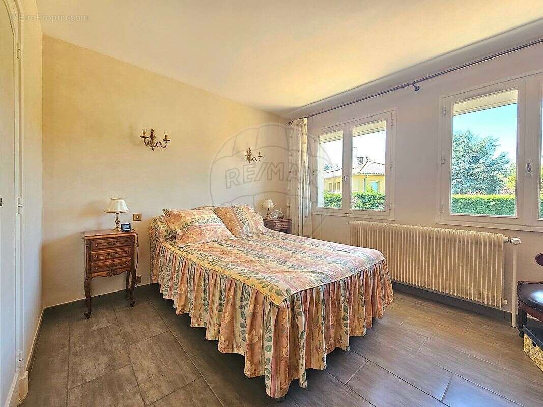 Maison à CHAZAY-D'AZERGUES
