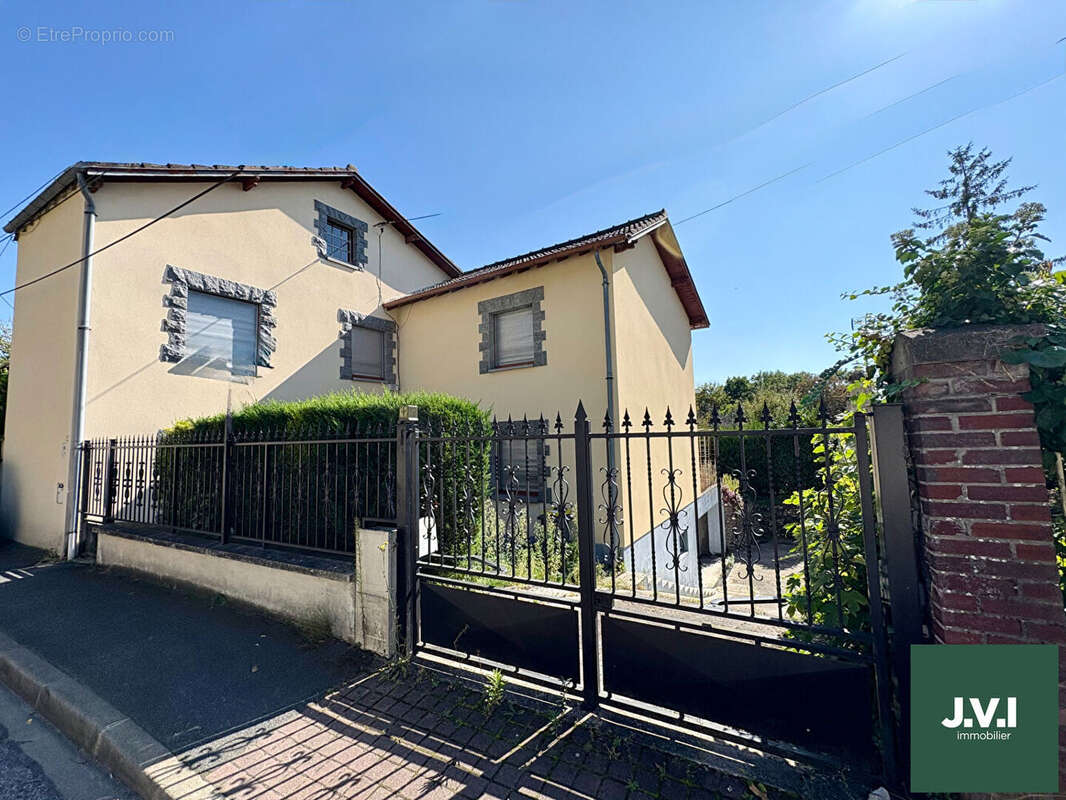 Maison à MONTMORENCY