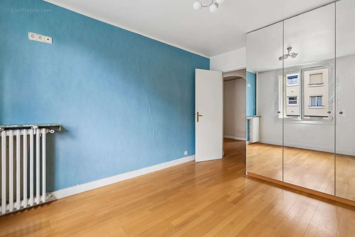 Appartement à SAINT-MAUR-DES-FOSSES