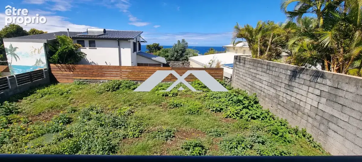 Maison 4 pièces 120 m² à vendre à Saint-Pierre (97410) - photo 4