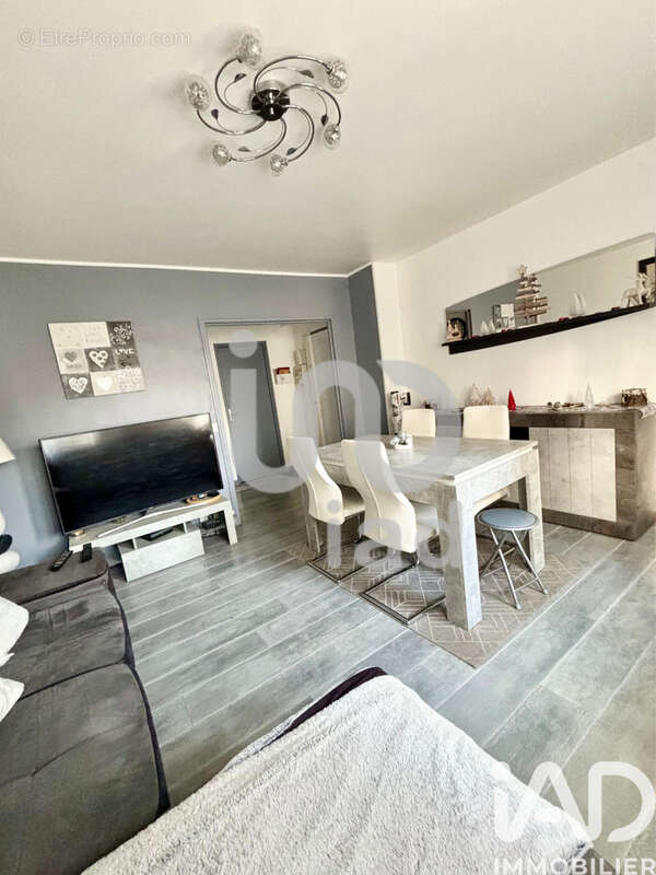 Photo 3 - Appartement à SARTROUVILLE