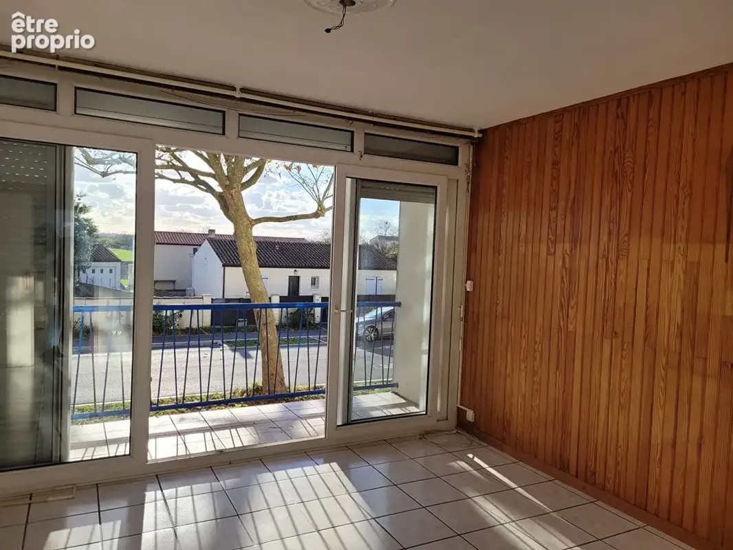 ROCHEFORT appartement situé au 1er étage de 70 m² avec balcon exposé sud et garage de 18 m² - photo 7