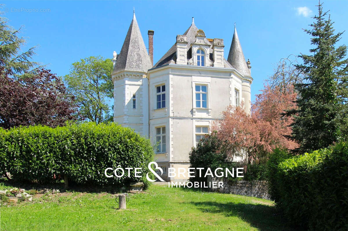 Magnifique château style Néo-Renaissance   Réf : 2025129 - photo 2