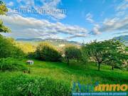 Terrain à SAINT-JEAN-DE-MOIRANS