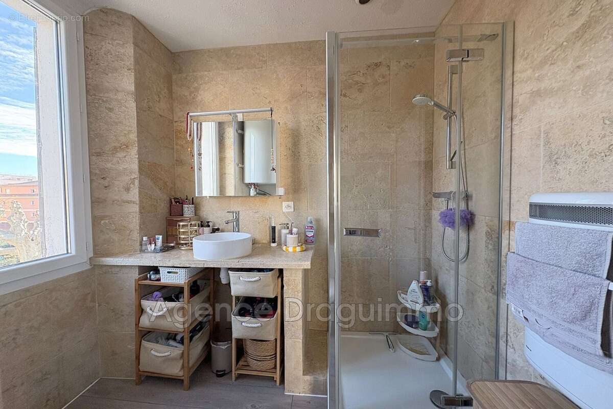 Appartement à DRAGUIGNAN