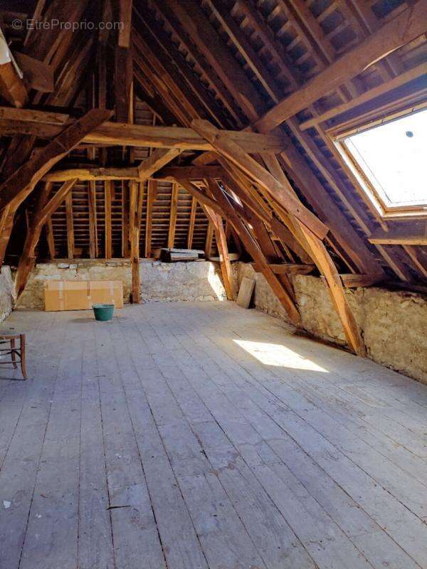 Maison à CHATELLERAULT