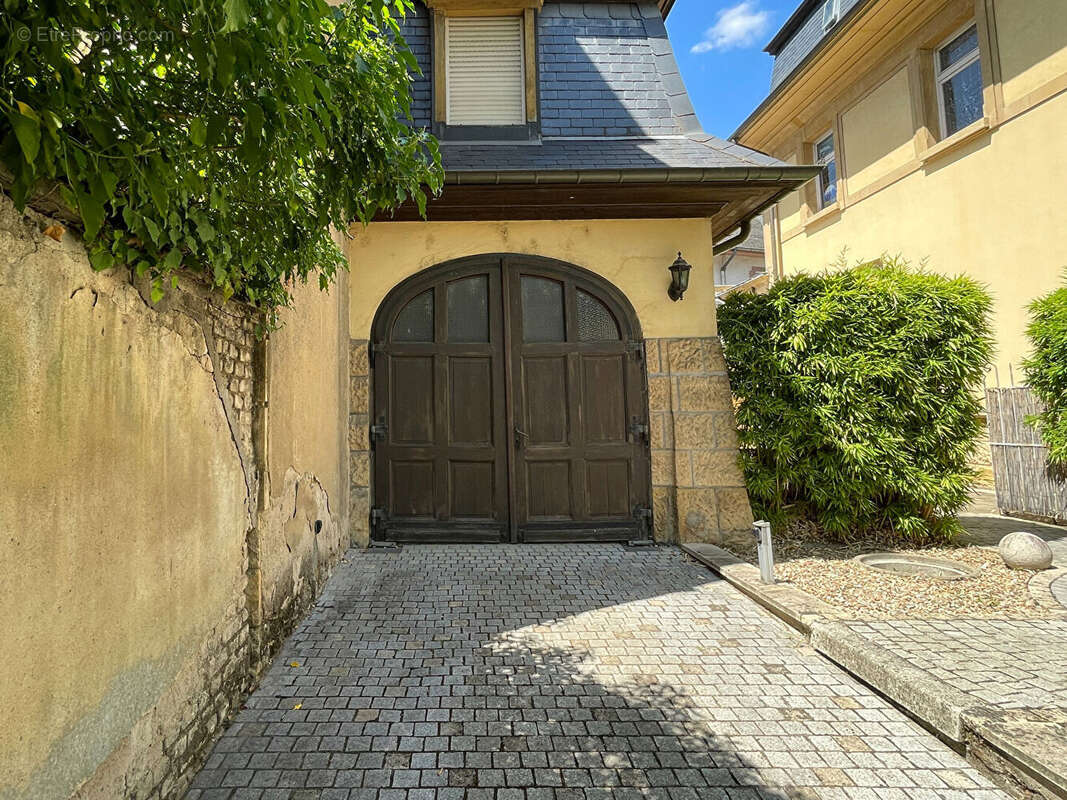 Maison bourgeoise traditionnelle XXè siècle à Metz LA VACQUINIERE - photo 15