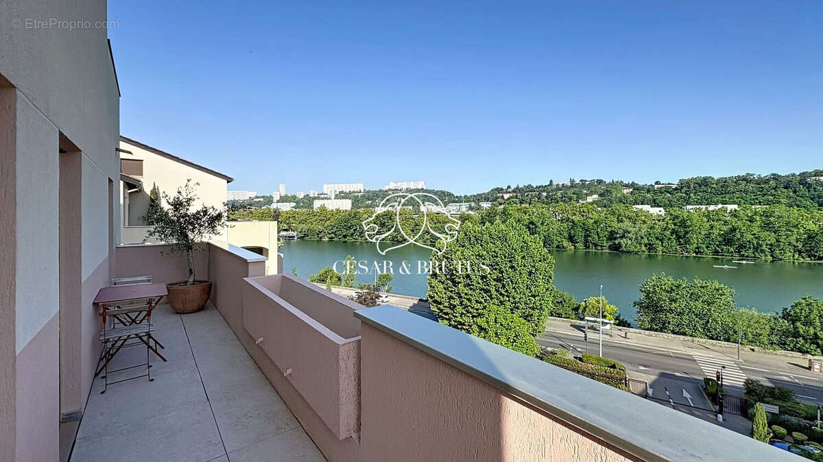 Appartement à LYON-4E