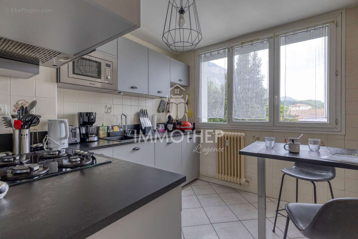 Appartement à SASSENAGE