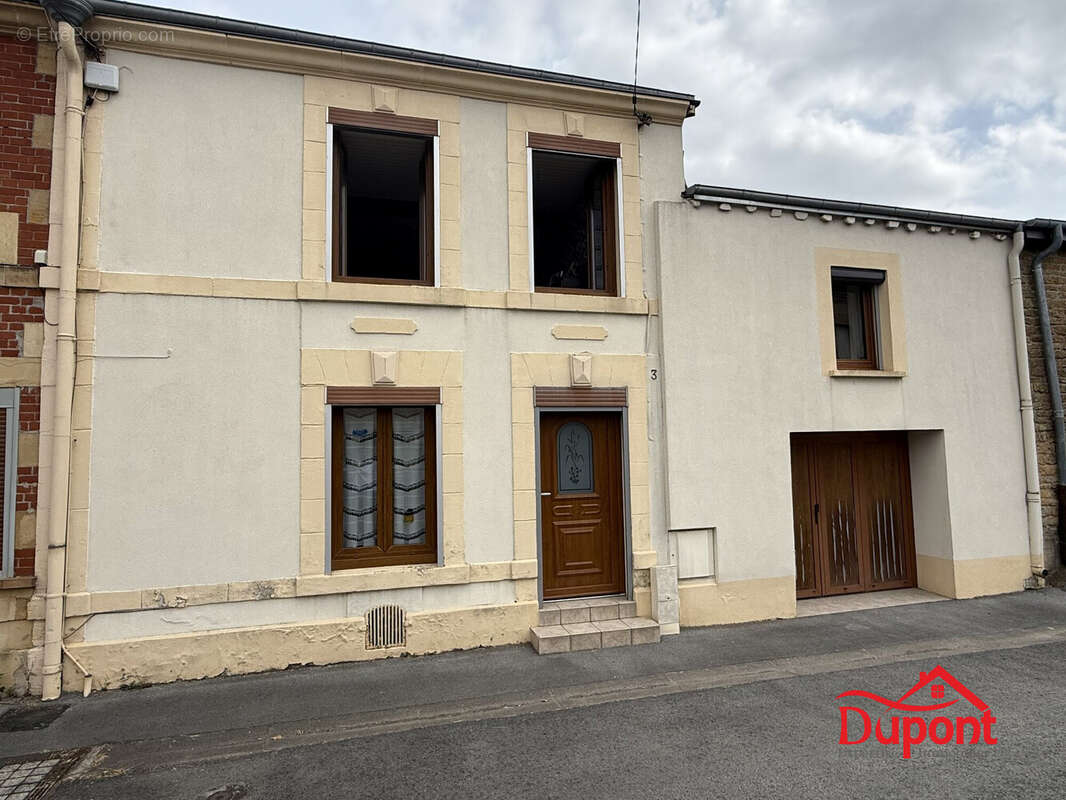 Maison 130 m² à Prix-Les-Mezieres  - photo 7