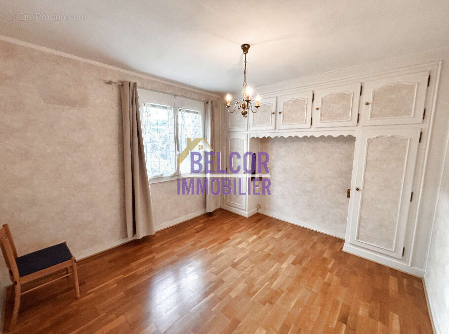 7 pièces - 160 m2 (à 15 min de Malesherbes RER D) - photo 8