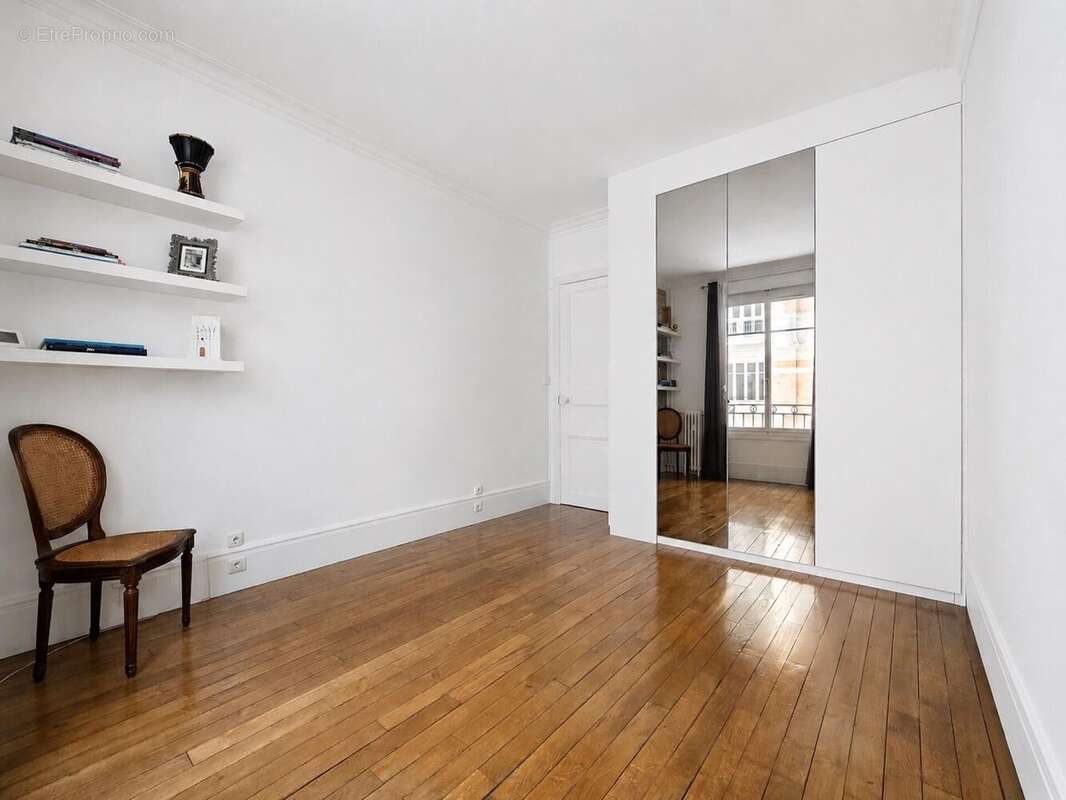 Appartement 68 m² à Issy-Les-Moulineaux  - photo 8