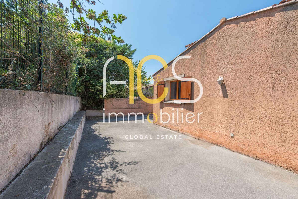Maison à CHATEAUNEUF-LES-MARTIGUES