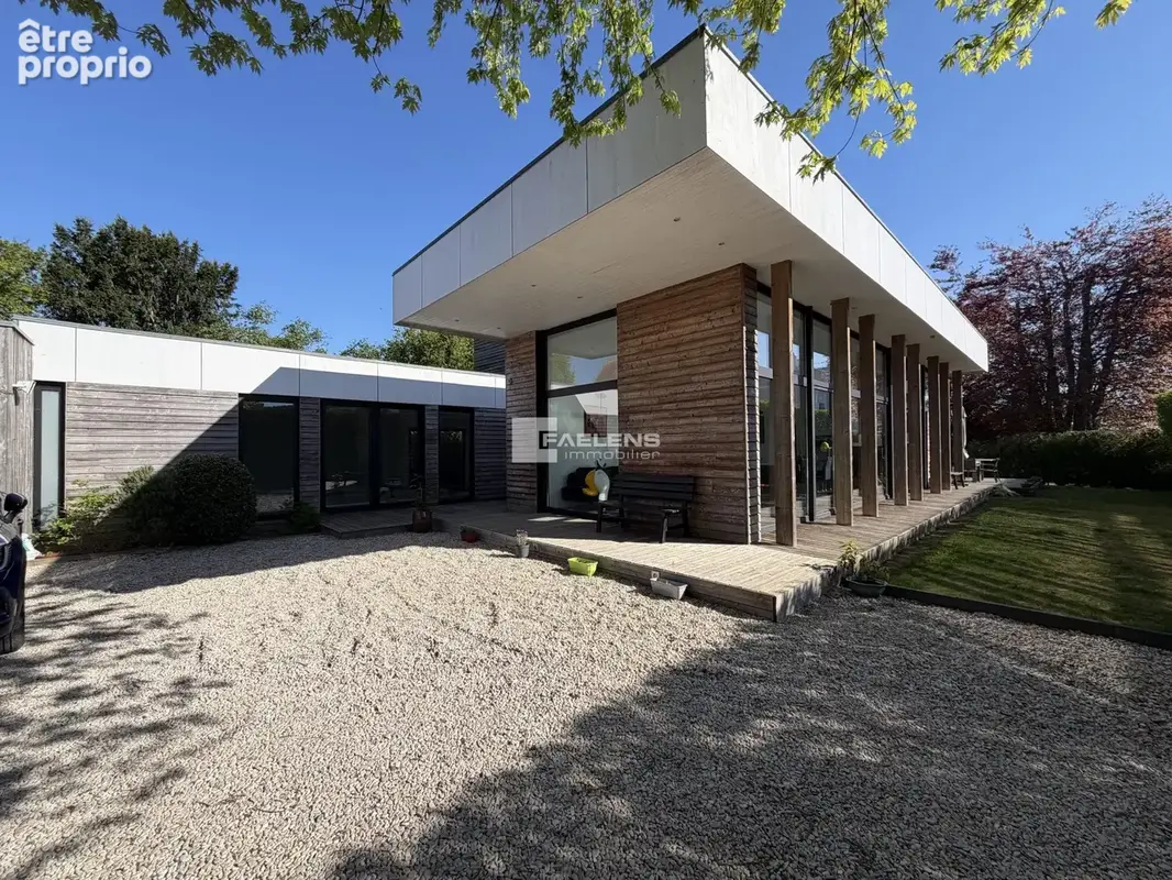 Photo Maison à Faches-Thumesnil au prix de 1 127 000€