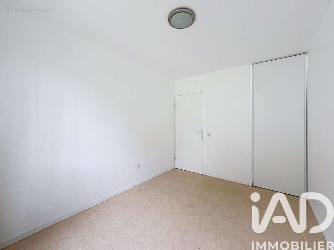 Photo 2 - Appartement à PIERREFITTE-SUR-SEINE