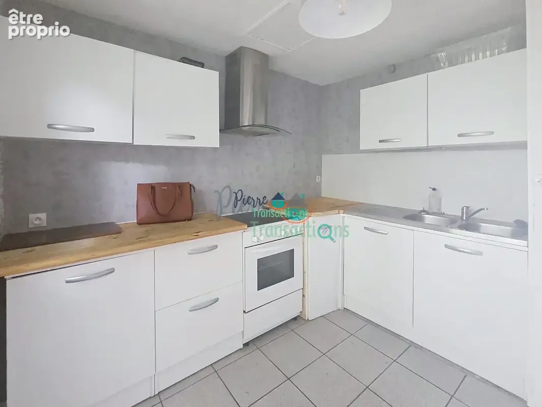 Maison 4 pièces 83 m² à vendre à Lillebonne (76170) - photo 3
