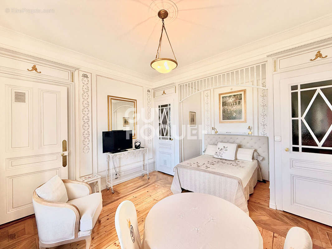 Appartement à AIX-LES-BAINS