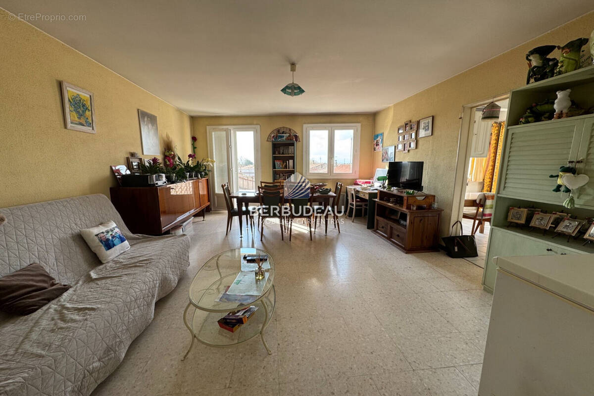 Appartement à MONTEUX