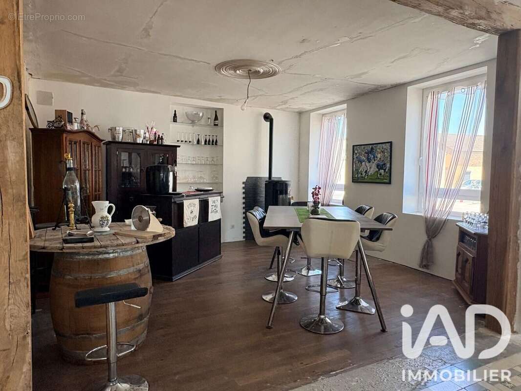 Maison 174 m² à Mairy-Sur-Marne  - photo 2