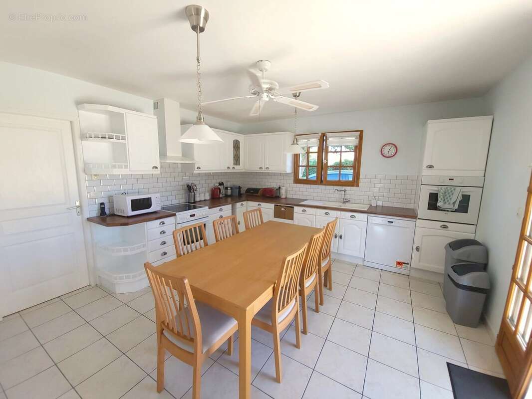 Belle maison de village de 3-4 chambres avec piscine. - photo 4