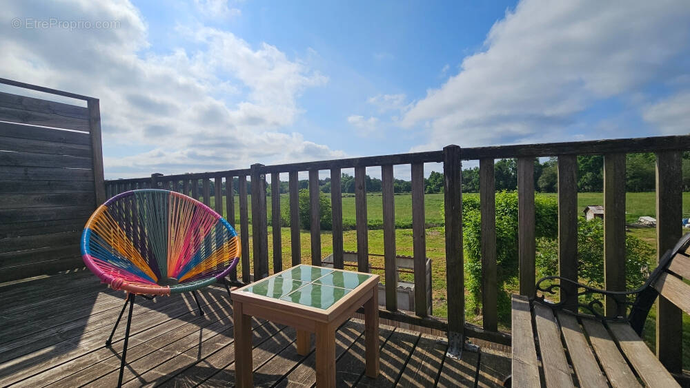 Appartement à SAINT-JULIEN-EN-BORN