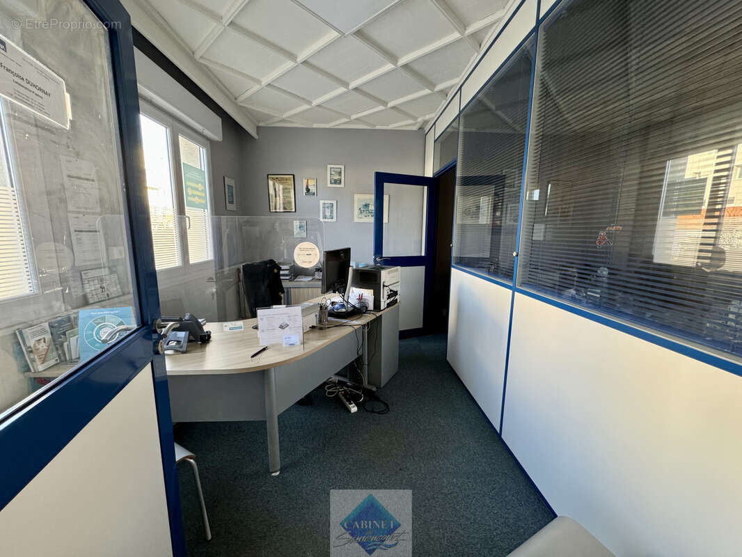 Immeuble avec bureaux et appartement à Eu 76260 - photo 7