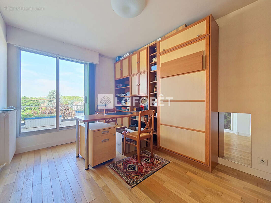 Appartement à BOURG-LA-REINE