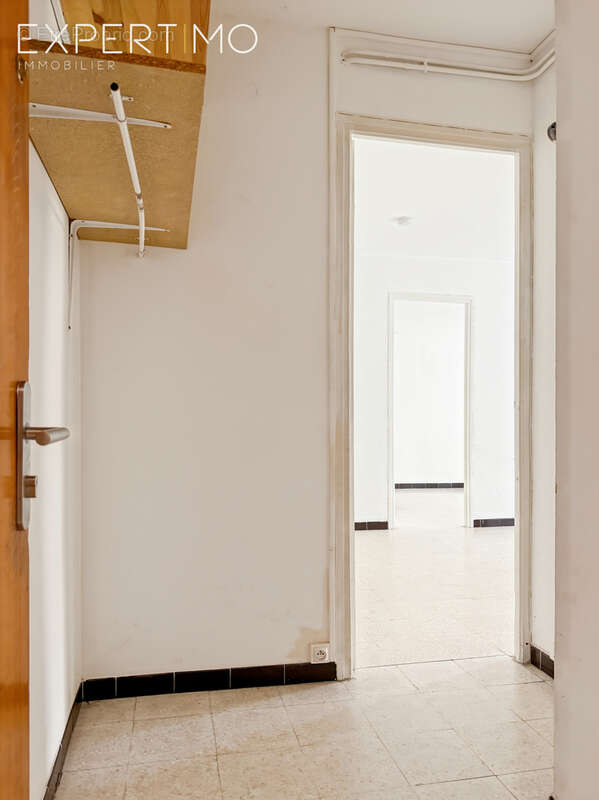 Opportunité rare ! Ensemble Immobilier Montpellier Nord 4 studios, 4 T2 . - photo 11