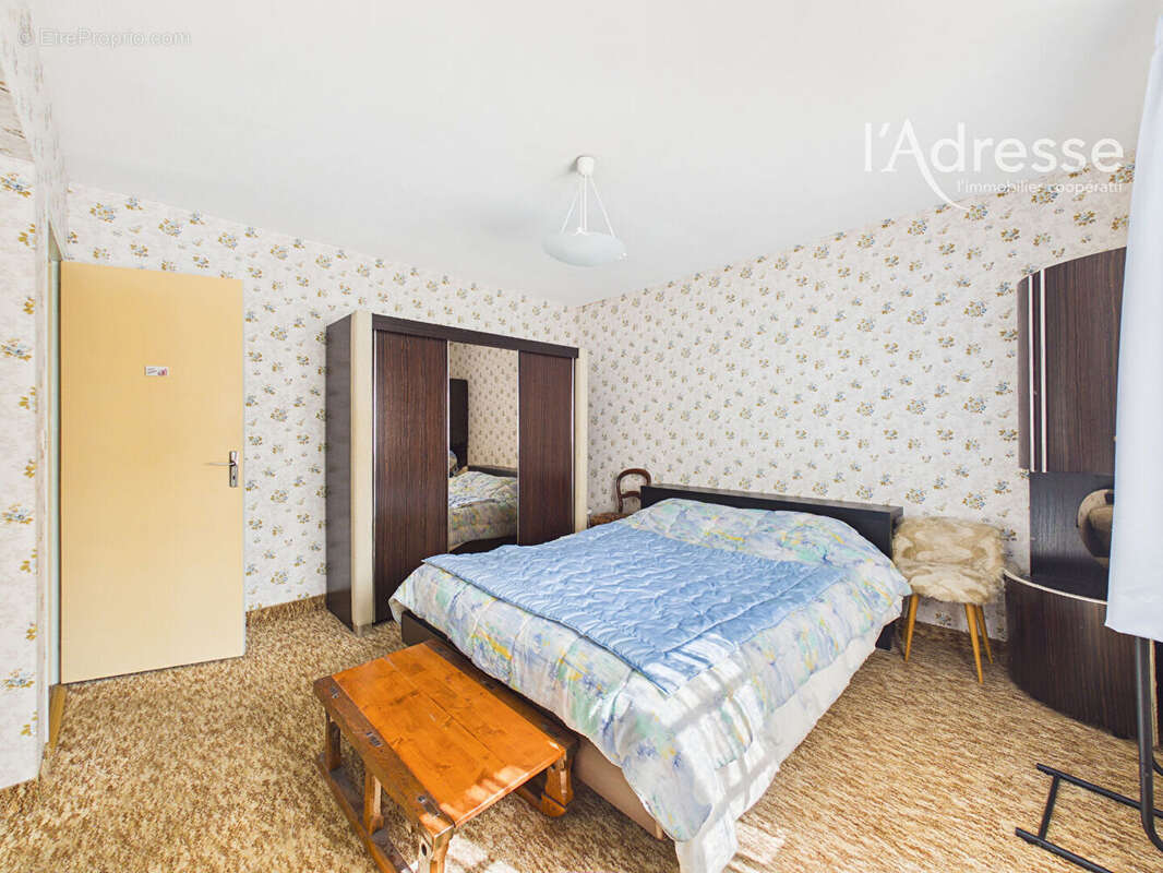 Maison à SAINT-MARTIN-DE-VALAMAS