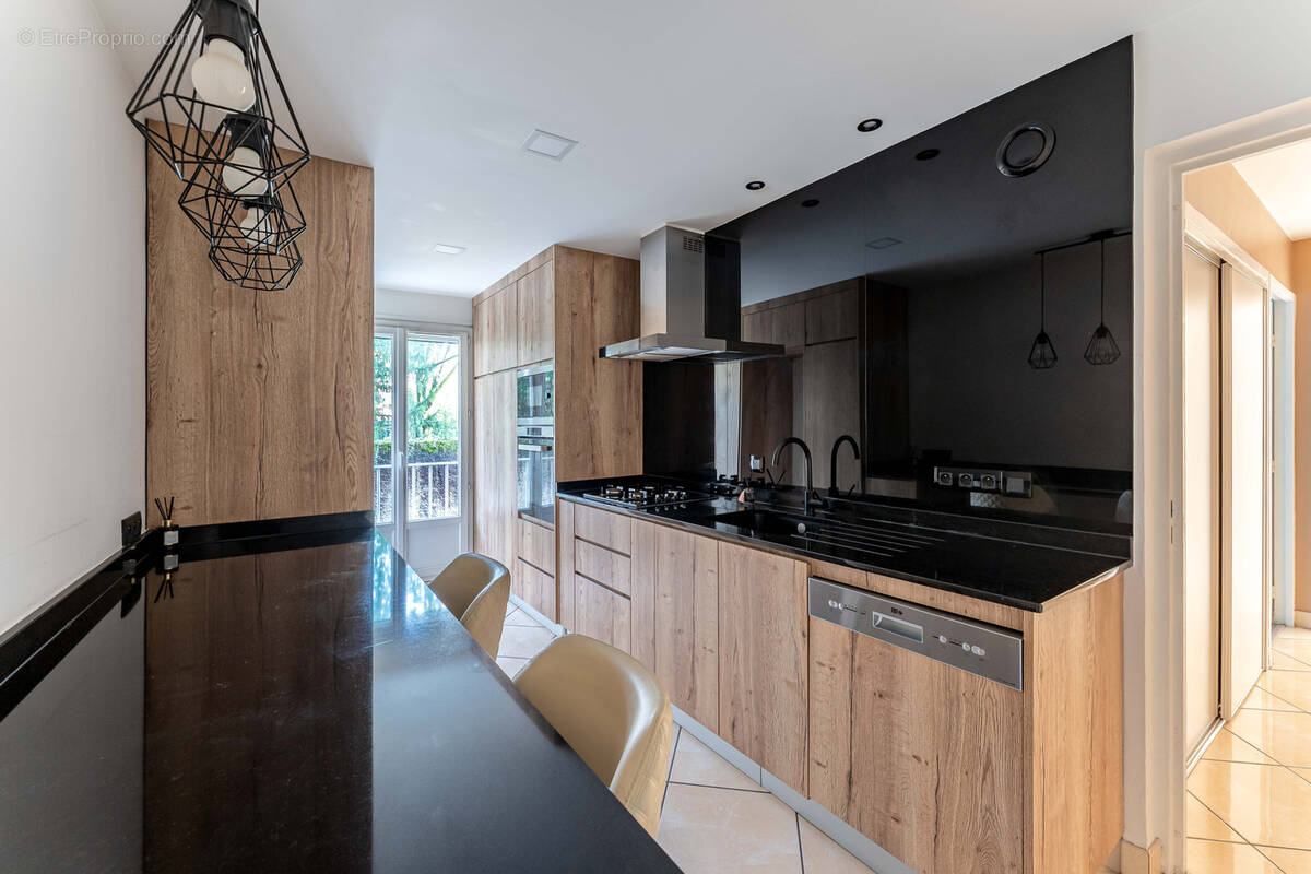 Appartement à TASSIN-LA-DEMI-LUNE