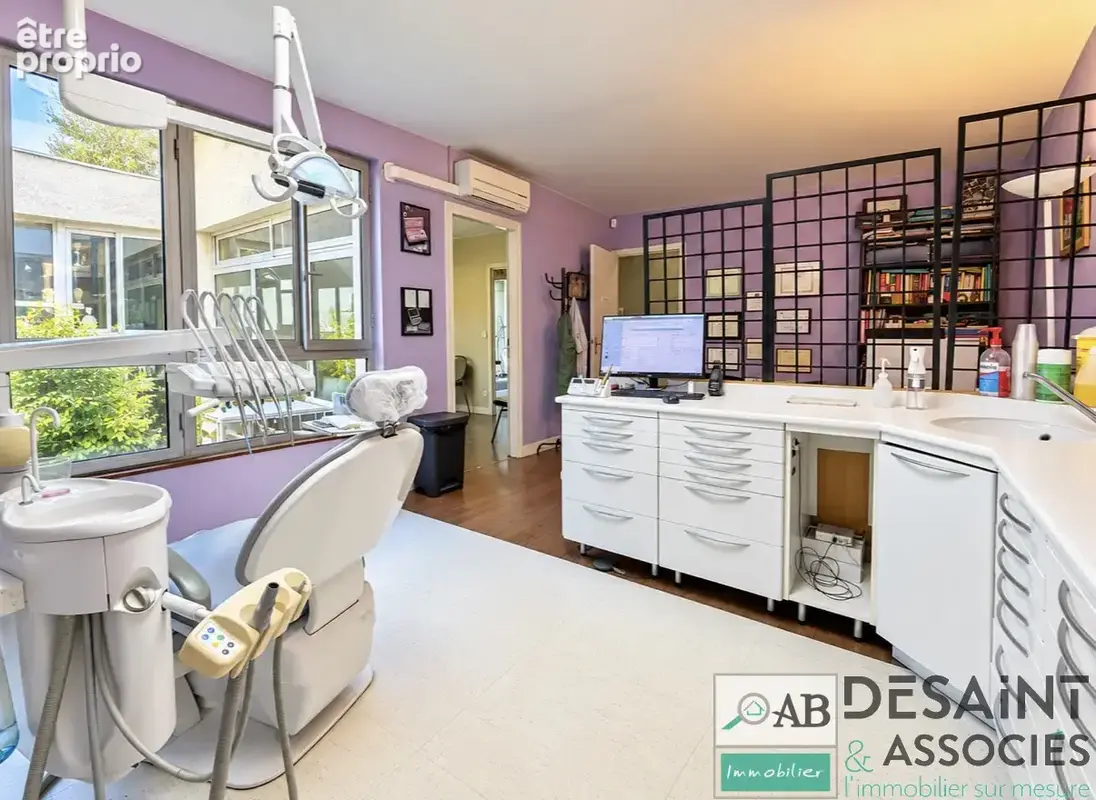 Appartement/Local à vendre à Saint-Germain-Sur-Morin, centre ville - photo 2