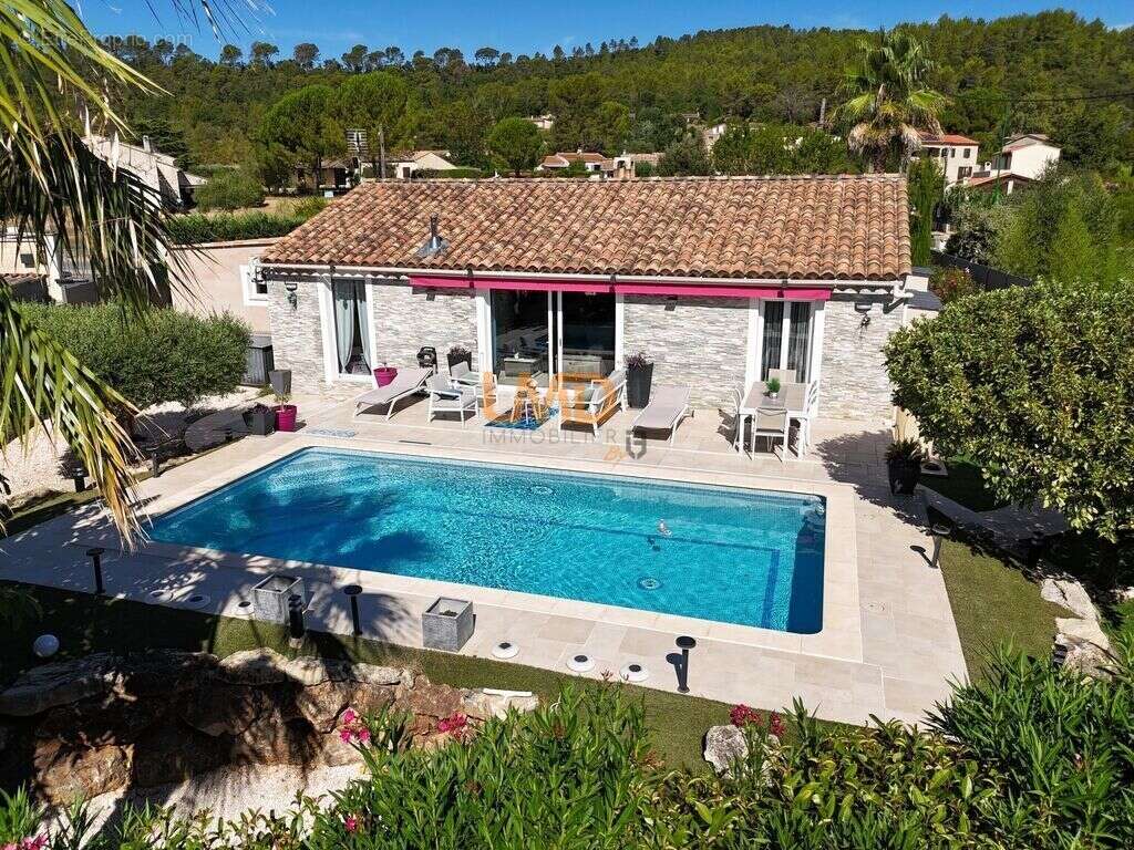 Maison à TARADEAU