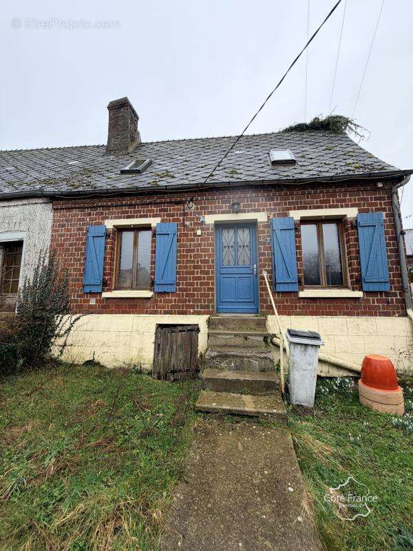 Maison à SAINS-RICHAUMONT