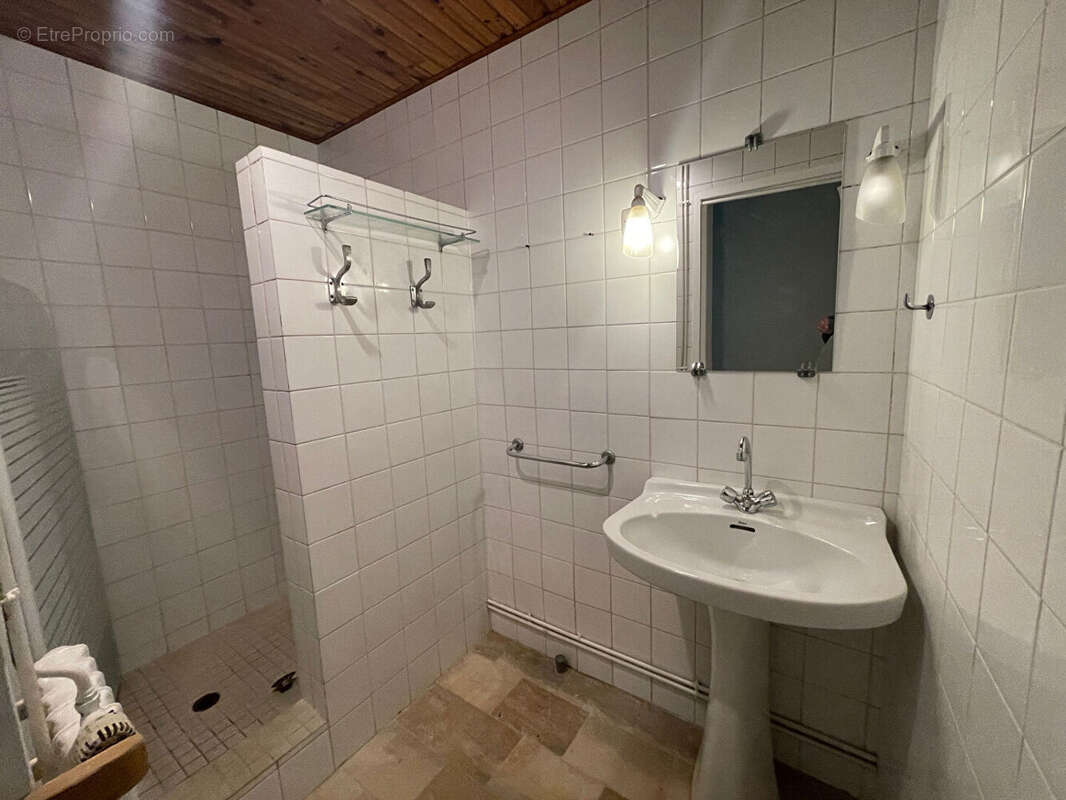 Maison à POUILLE