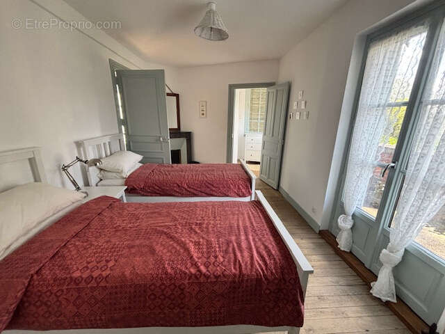 Maison à CHINON