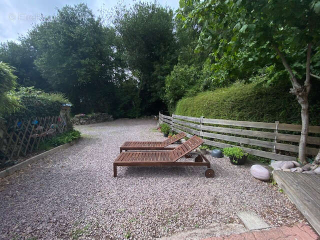 PLEVENON Au coeur du bourg - A environ 1500M de la plage - photo 5