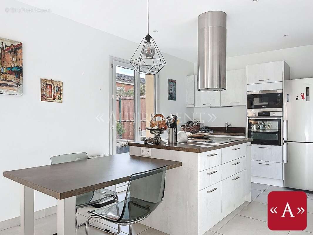 Maison à BUZET-SUR-TARN