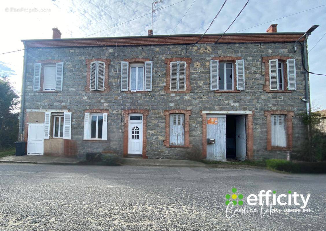 Appartement à SAIL-SOUS-COUZAN