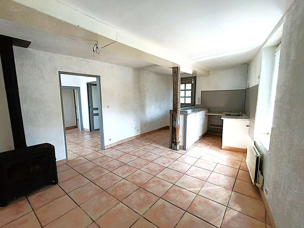 Maison à BOUVILLE