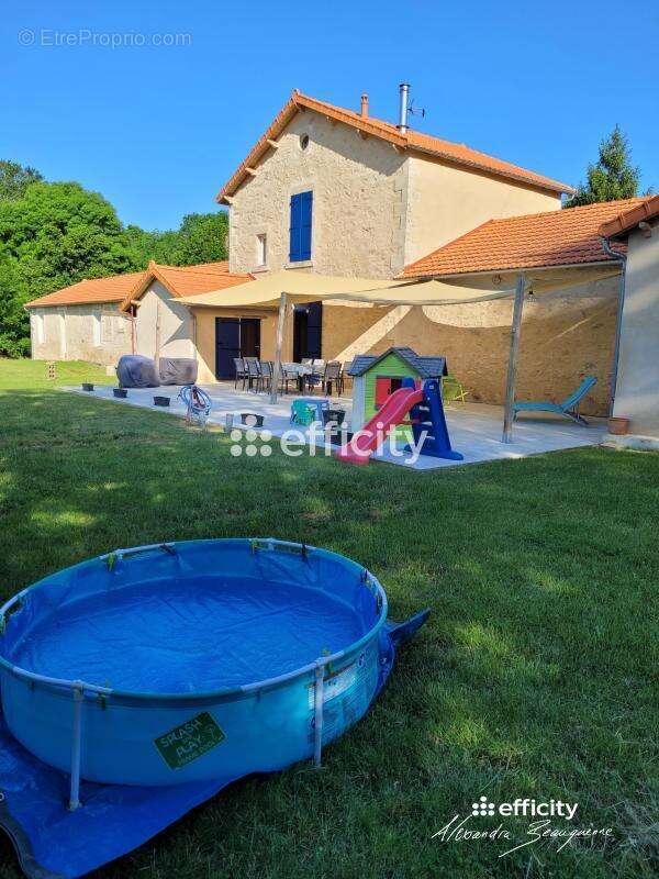 Maison 279 m² à Reffannes  - photo 17