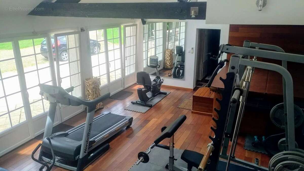 Maison à LES LOGES-EN-JOSAS