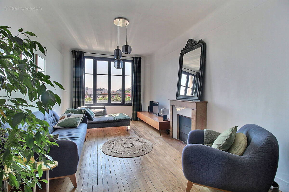 Appartement à COLOMBES
