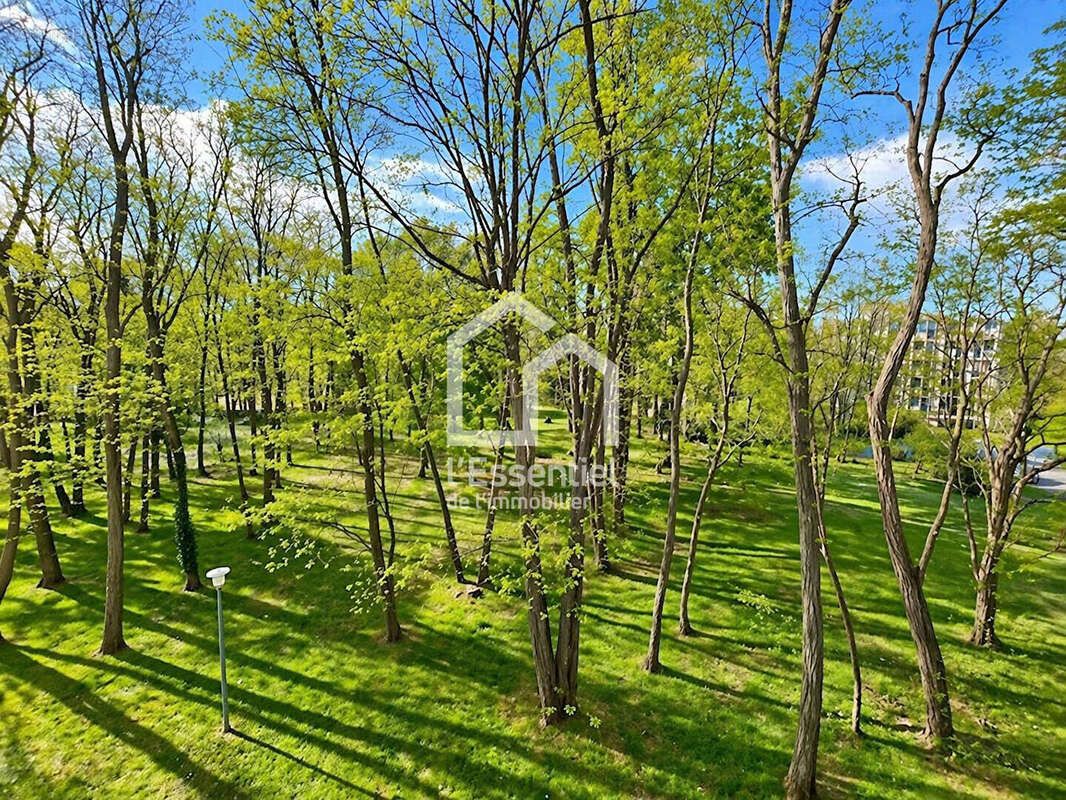 Appartement à VERNEUIL-SUR-SEINE