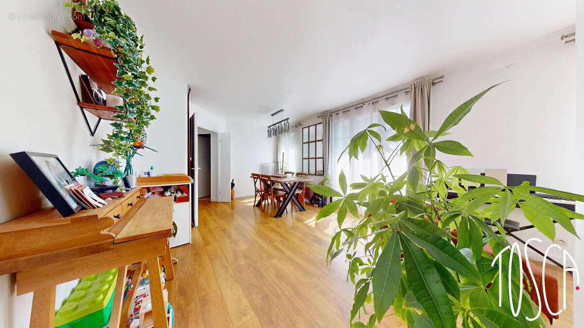 Appartement à THIAIS