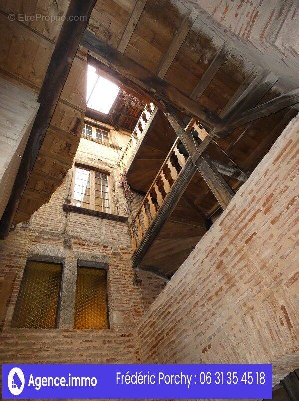 Maison à CAHORS