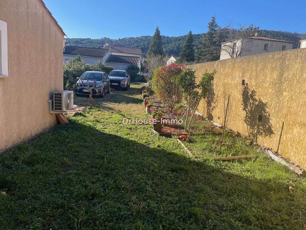 Maison à BRANOUX-LES-TAILLADES