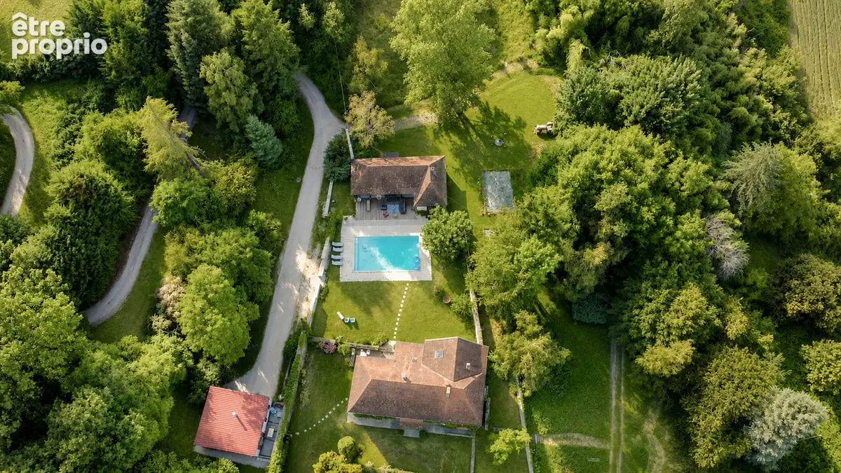 Maison à LES AVENIERES